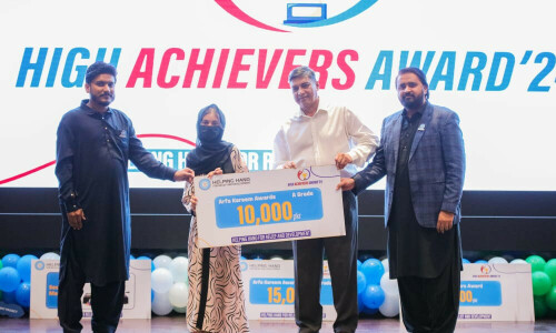 &lsquo;High achiever awards&rsquo; given to orphans, special children