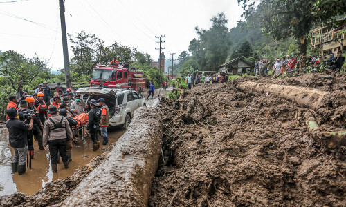 16 dead, seven missing in Indonesia flood: disaster agency
