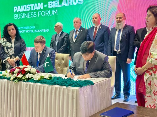 Pakistan, Belarus sign 8 MoUs to boost trade, cooperation