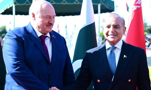 Pakistan, Belarus agree to further strengthen economic, trade ties