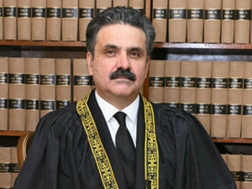 ٹیکس مقدمات، چیف جسٹس کا فوری انصاف کیلئے خصوصی بینچز بنانے پر زور