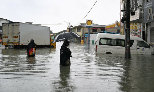 More than 122,000 people evacuated in Malaysia due to floods More than 122,000 people evacuated in Malaysia due to floods