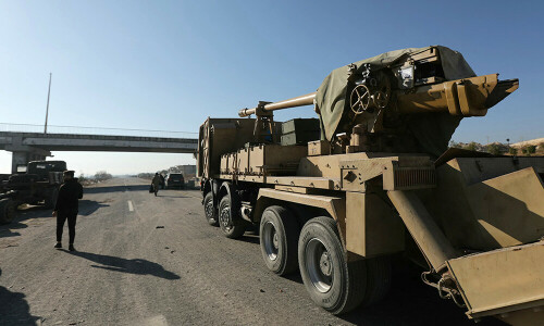 Syria&rsquo;s Aleppo slips from government control: monitor