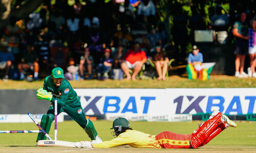 Sufiyan, Tahir star as Pakistan beat Zimbabwe by 57 runs in first T20