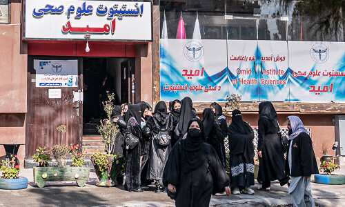 Afghan training centres say women to be barred from health studies
