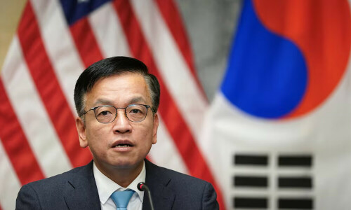 South Korea rushes to stabilise markets after Yoon&rsquo;s martial law bid