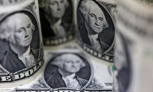 Currency markets on edge amid political turmoil, eye US jobs report