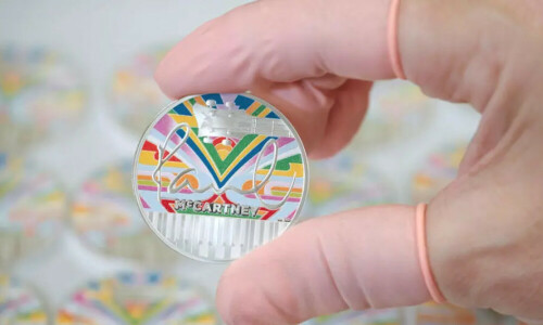 Beatles legend McCartney stars in new UK coin collection Beatles legend McCartney stars in new UK coin collection