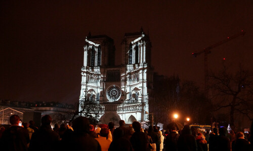 Notre Dame to hold first public service after five-year restoration