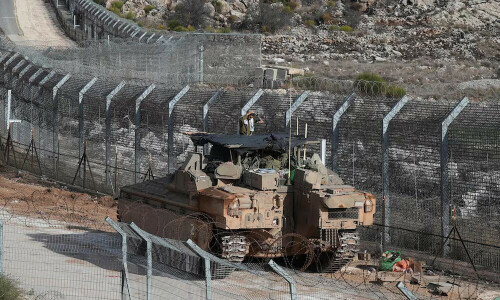 Israeli troops near Damascus, say Syrian security, after Israeli airtsikes hit Syrian bases Israeli troops near Damascus, say Syrian security, after Israeli airtsikes hit Syrian bases
