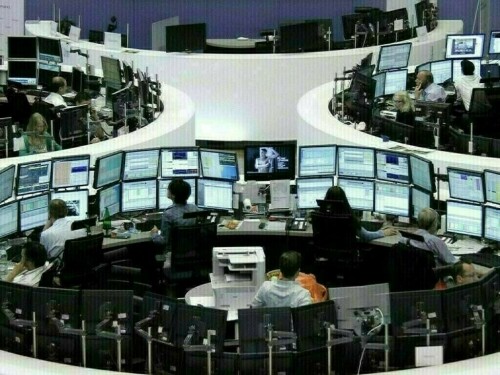 European stocks edge up as traders await ECB
