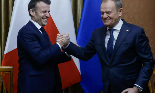 Emmanuel Macron, Tusk discuss idea of foreign peacekeepers in Ukraine
