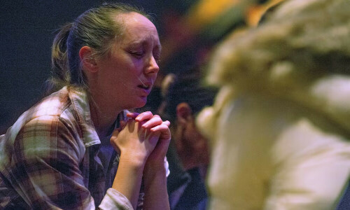 Teenage girl shoots dead fellow student and teacher at Wisconsin school