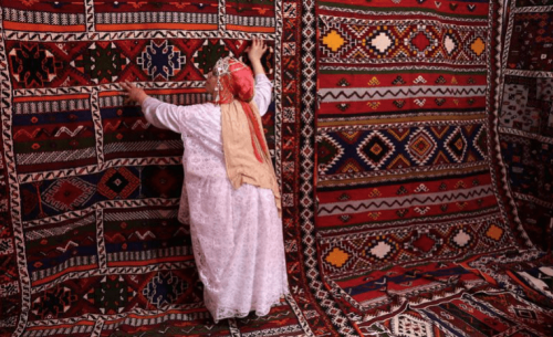 Morocco&rsquo;s women rug weavers battle to save age-old craft