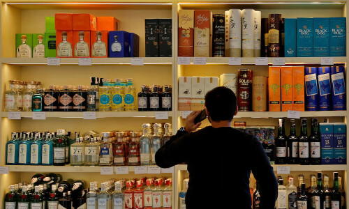 India antitrust body raids Pernod, AB InBev in liquor industry crackdown, sources say India antitrust body raids Pernod, AB InBev in liquor industry crackdown, sources say