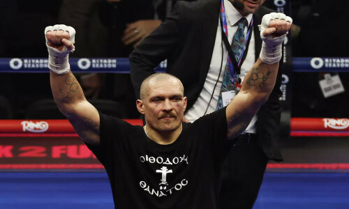 Volodymyr Zelenskiy lauds champion Usyk&rsquo;s perseverance in victory over Fury