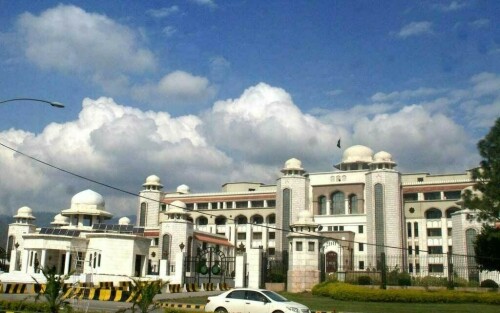 لازمی ٹریننگ/ کورسز سے افسران کی دستبرادی،اسٹیبلشمنٹ ڈویژن نے وزارتوں اور صوبوں کو وزیر اعظم کی ناراضگی سے آگاہ کردیا
