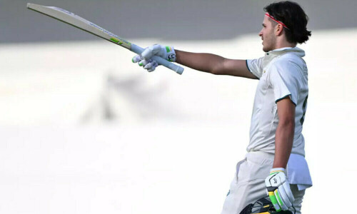 Teenager Konstas to make debut in fourth test against India