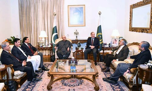 صدر اور وزیراعظم کا قانونی معاملات پر اسٹیک ہولڈرز سے مشاورت پر اتفاق