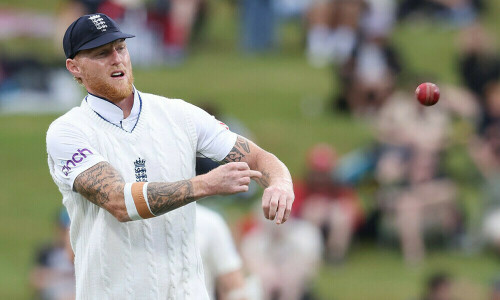 England’s Stokes out for three months with torn hamstring England’s Stokes out for three months with torn hamstring
