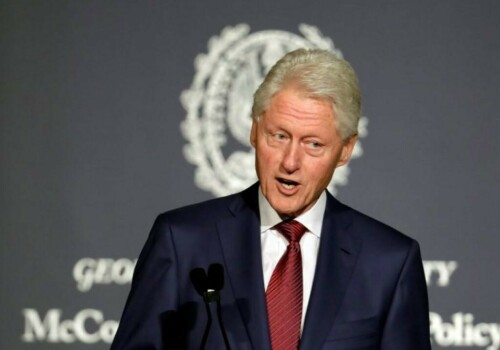 Former US president Bill Clinton hospitalized with fever Former US president Bill Clinton hospitalized with fever