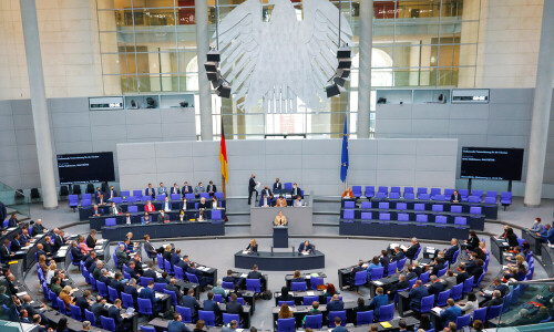 German president dissolves parliament, sets Feb 23 election date