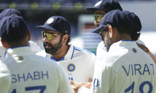 Rohit Sharma wants Pant to find balance between aggression and recklessness