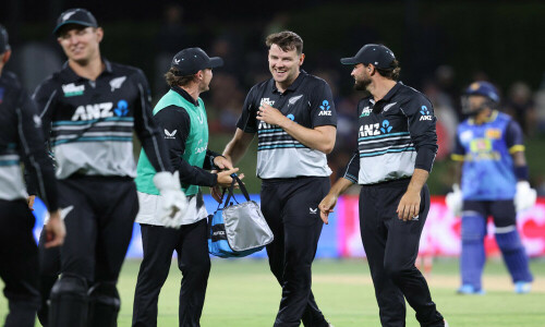 Duffy, Hay heroics secure T20 series for New Zealand over Sri Lanka