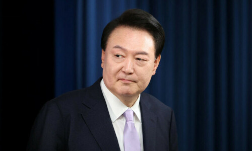 South Korea investigators vow to execute Yoon arrest warrant