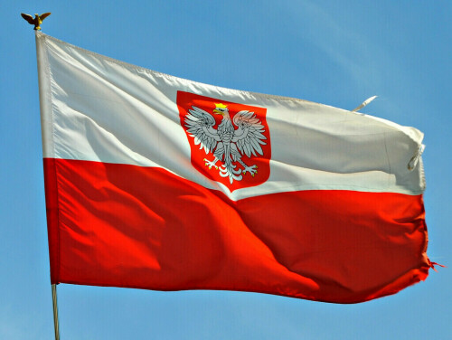 Poland&rsquo;s manufacturing PMI falls in December but outlook improves