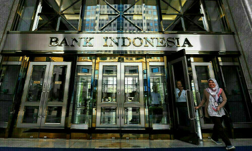 Indonesia central bank says intervenes as rupiah falls
