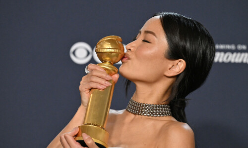 &lsquo;Shogun&rsquo; and &lsquo;Hacks&rsquo; win top TV honors at Golden Globes