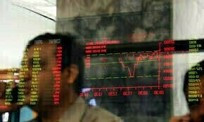 KSE-100 closes over 1,900 points lower as late-session selling erases intra-day gains