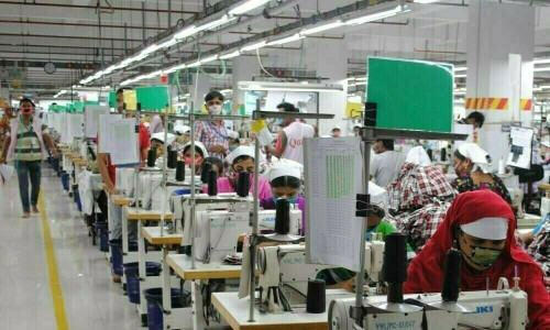 Bangladesh garment industry rebounds, but workers say little change