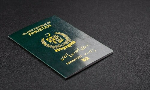 گرین پاسپورٹ دنیا کا چوتھا بدترین پاسپورٹ قرار