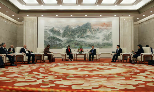 Facing market pain, UK&rsquo;s Reeves says &lsquo;pragmatic&rsquo; China ties will help growth