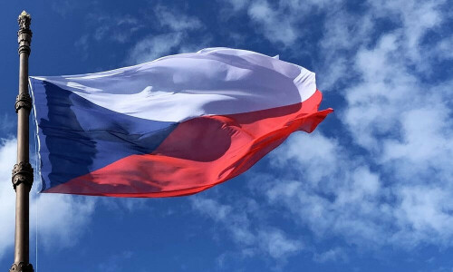 Czech restaurant fire kills six people