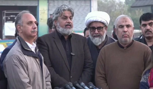 After meeting Imran Khan, PTI says &lsquo;ready for third round of talks&rsquo;