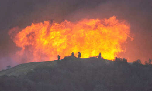 &lsquo;$150bn in damage&rsquo;: photos, videos show destruction in Los Angeles by wildfires