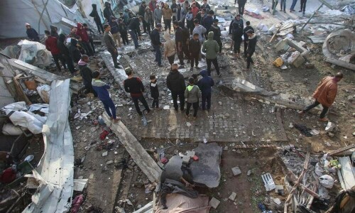 Despite ceasefire, 32 Palestinians killed in Israeli strikes