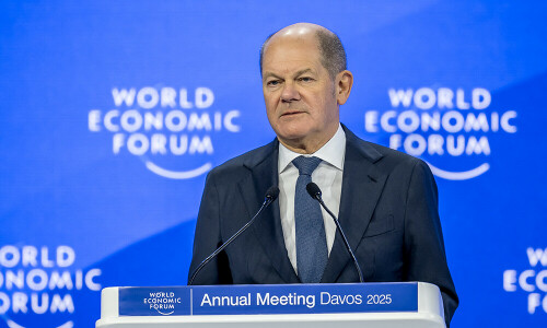 Scholz vows to &lsquo;defend free trade&rsquo; after Trump tariff threat