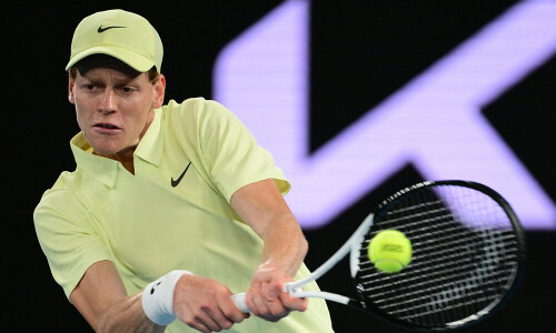 Sinner demolishes De Minaur to set up Melbourne semi with Shelton