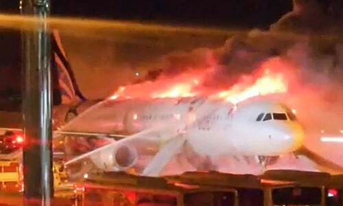 South Korean passenger plane catches fire, 176 people evacuated