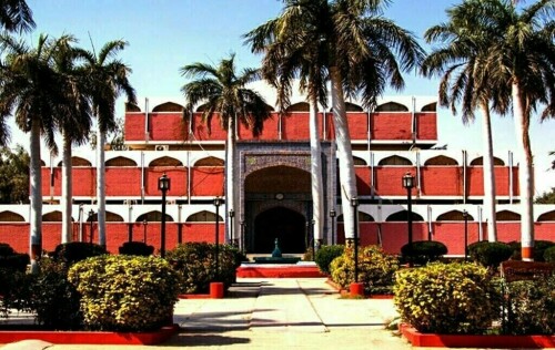 Acting VC SU inspects boys&rsquo; hostel&rsquo;s facilities