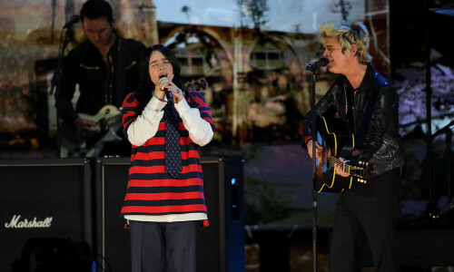 Lady Gaga, Billie Eilish, Green Day boost Los Angeles at FireAid benefit