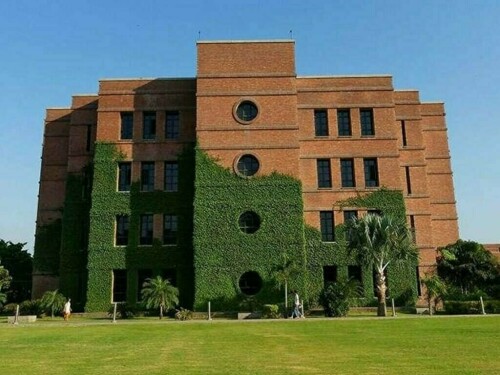 Naming of Descon Auditorium at LUMS announced