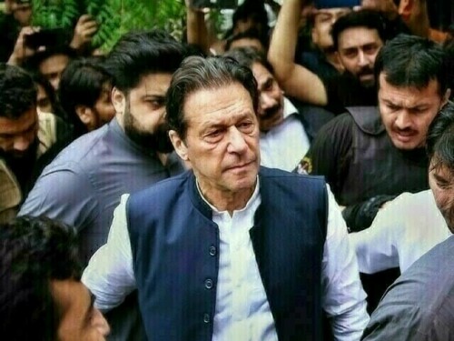 IK slams military&rsquo;s policies in letter to COAS