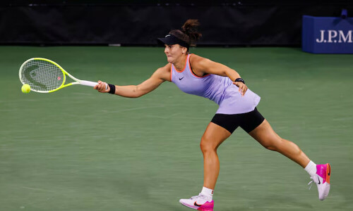 Andreescu delays comeback after appendectomy