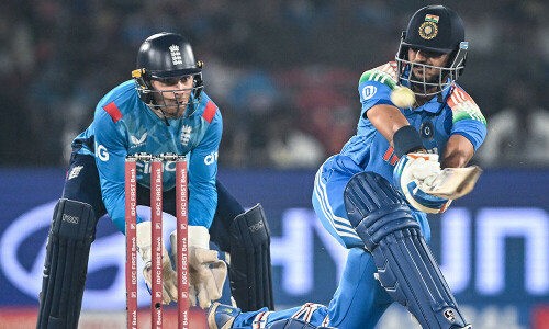 Lights out Rohit hits ton to power India to victory over England