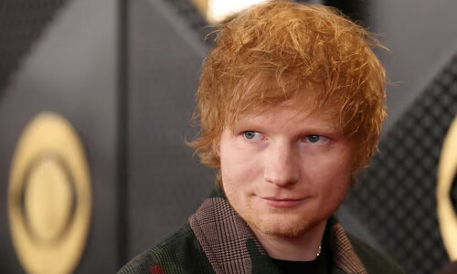 Police in India pull the plug on British singer Ed Sheeran&rsquo;s impromptu street concert